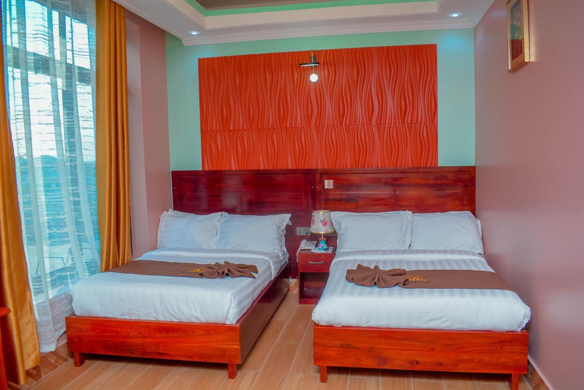 Brand Hotel Ντοντόμα Εξωτερικό φωτογραφία