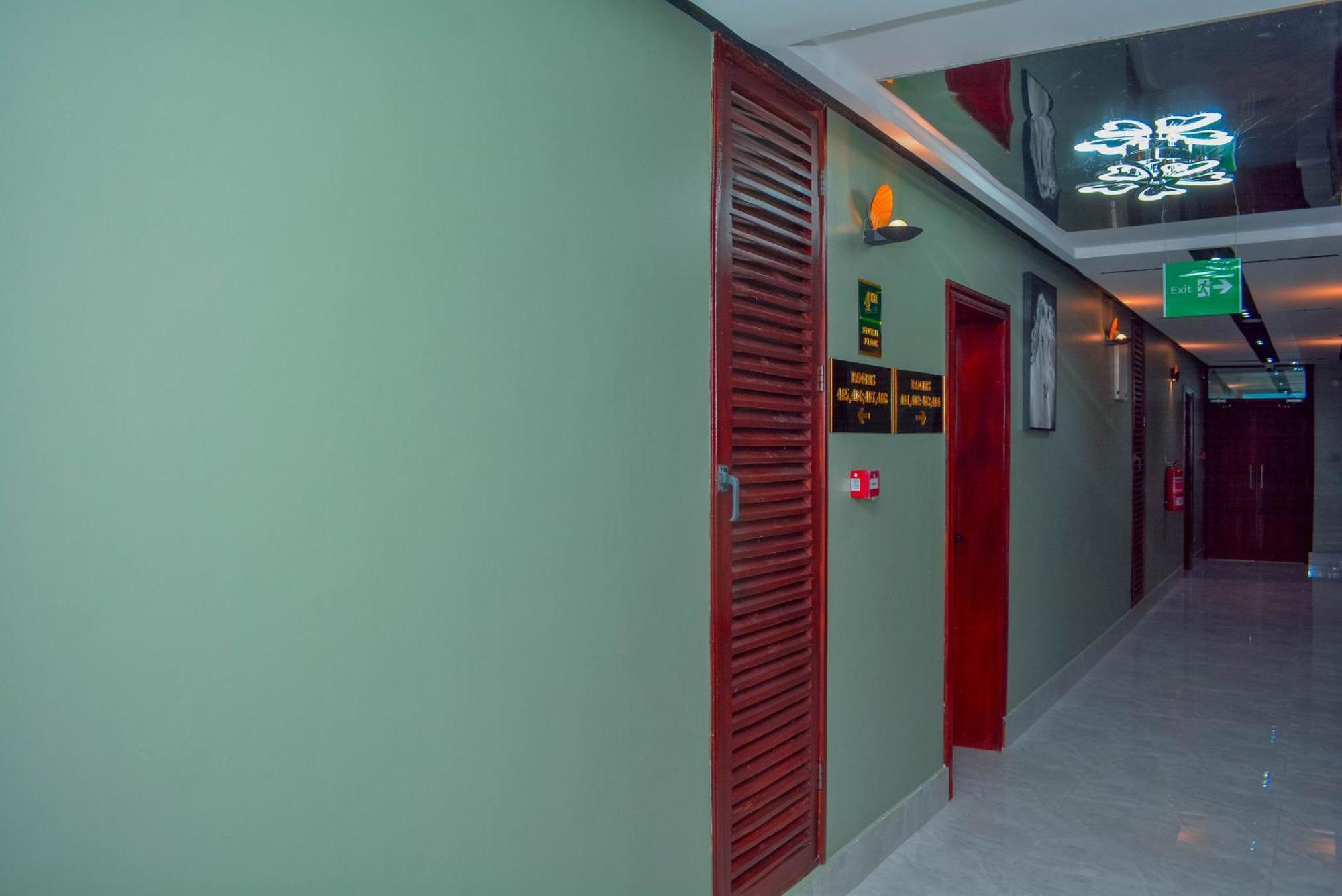 Brand Hotel Ντοντόμα Εξωτερικό φωτογραφία