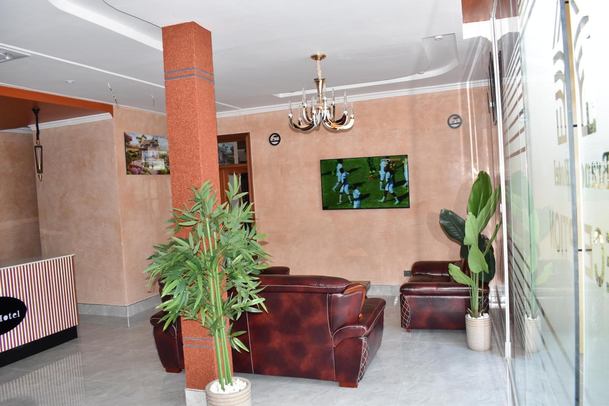 Brand Hotel Ντοντόμα Εξωτερικό φωτογραφία