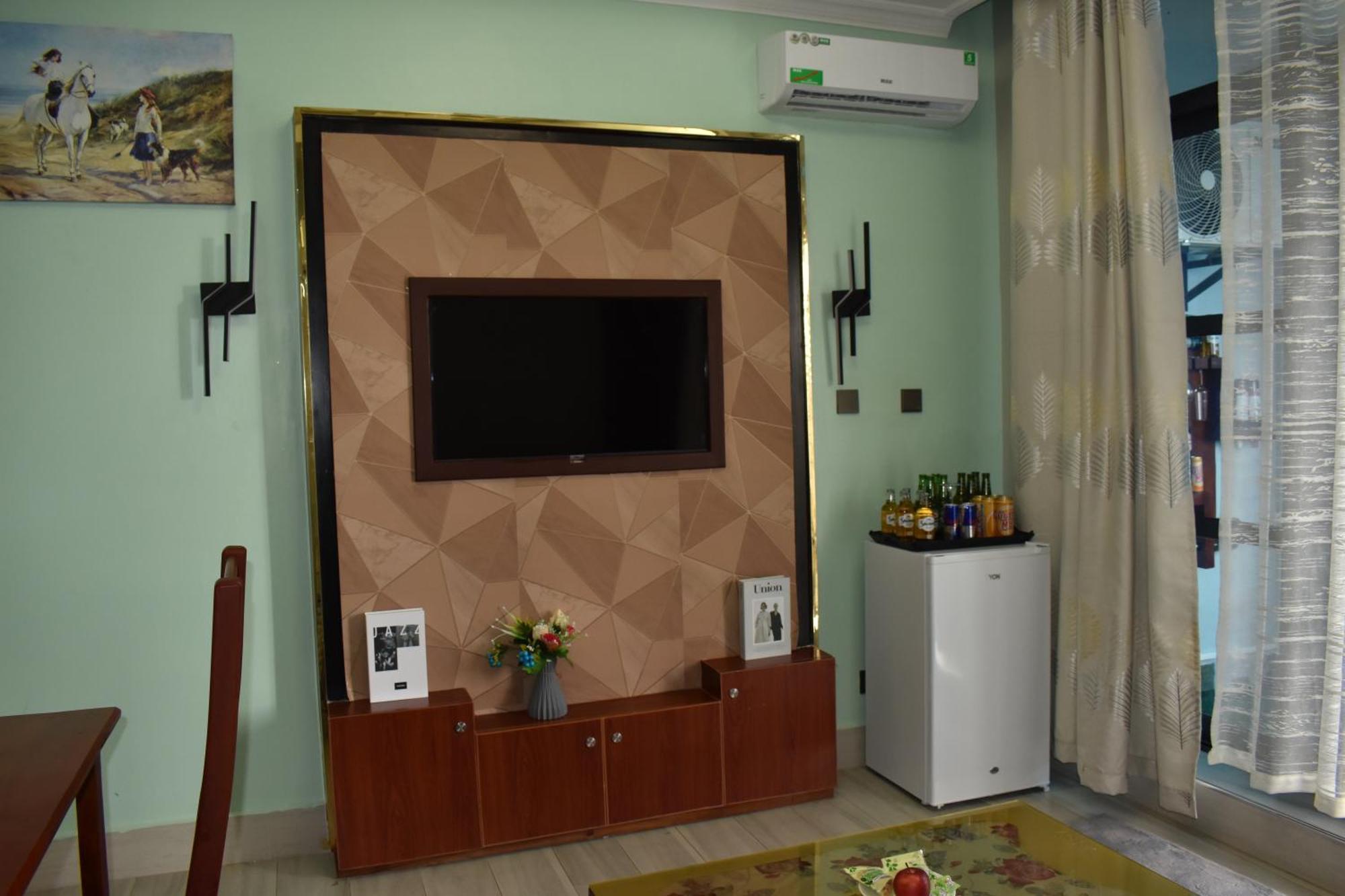 Brand Hotel Ντοντόμα Εξωτερικό φωτογραφία