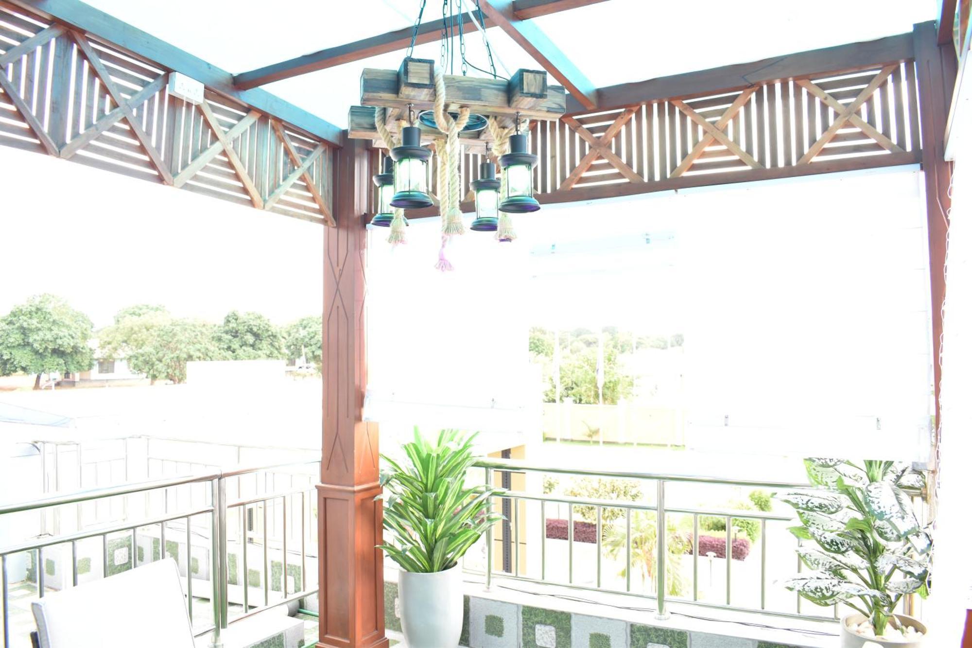 Brand Hotel Ντοντόμα Εξωτερικό φωτογραφία